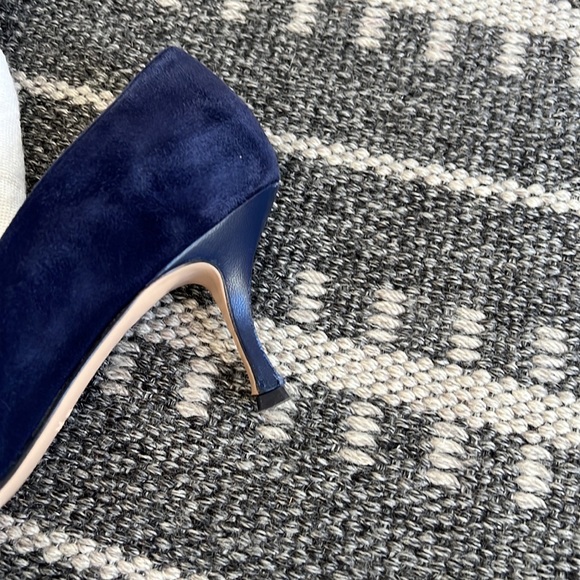 Stuart Weitzman “Stuart 85” Navy Suede Pump - 9 - Picture 6 of 12